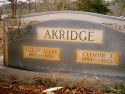 Oscar Leeke Akridge 