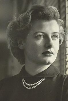 Constance Ford 