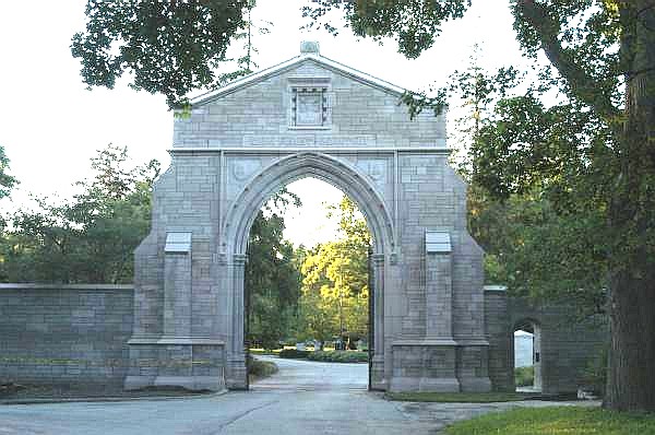 Lake Forest Cemetery