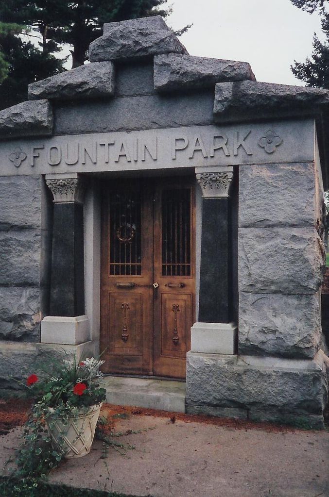 Fountain Park Cemetery