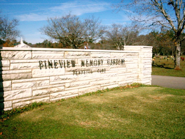 Pineview Memory Gardens