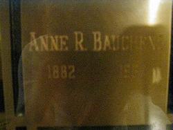 Anne Bauchens 
