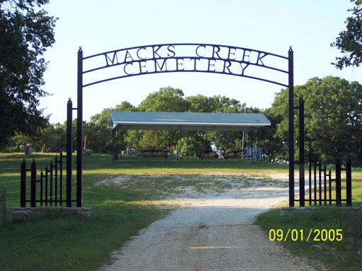 Macks Creek Cemetery