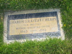 Sharon Della <I>Ratliff</I> Cherry 