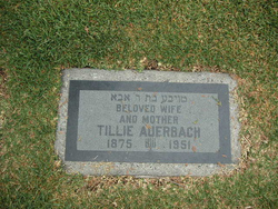 Tillie Auerbach 