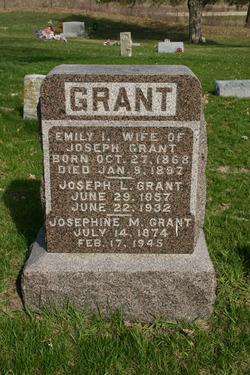 Josephine M. “Josie” <I>Lawrence</I> Grant 