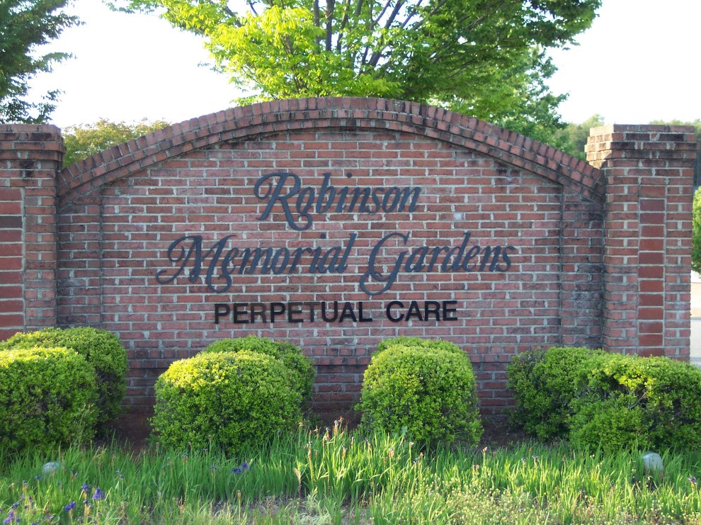 Robinson Memorial Gardens