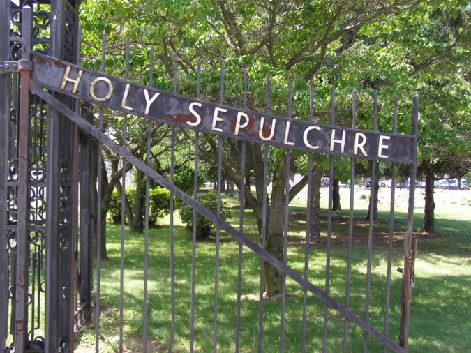 Holy Sepulchre Cemetery and Mausoleum