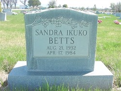 Sandra Ikuko Betts 