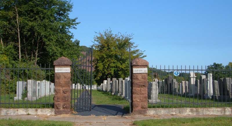 Columbus Lodge Cemetery