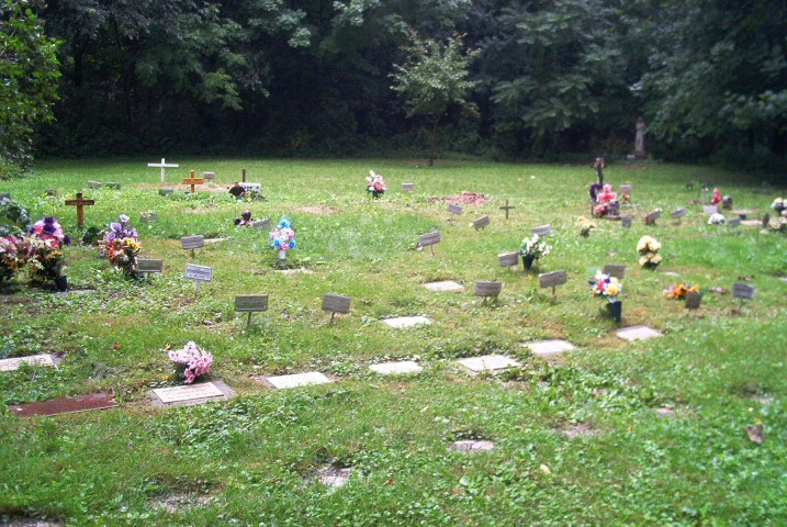 Pet Hill Cemetery