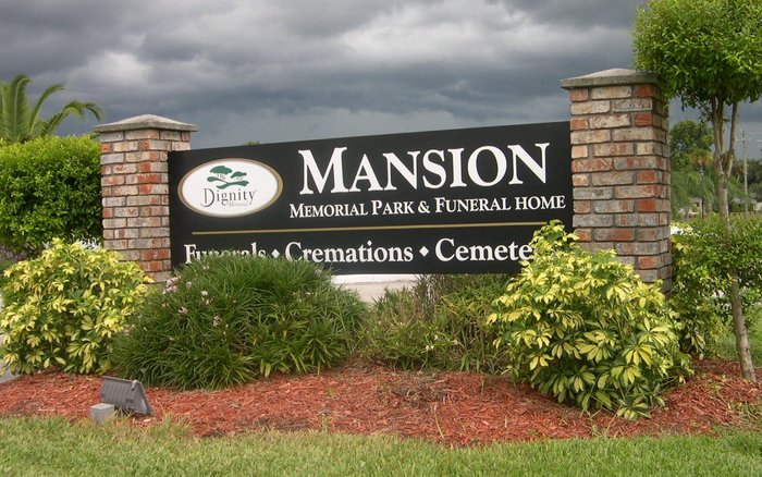 Mansion Memorial Park