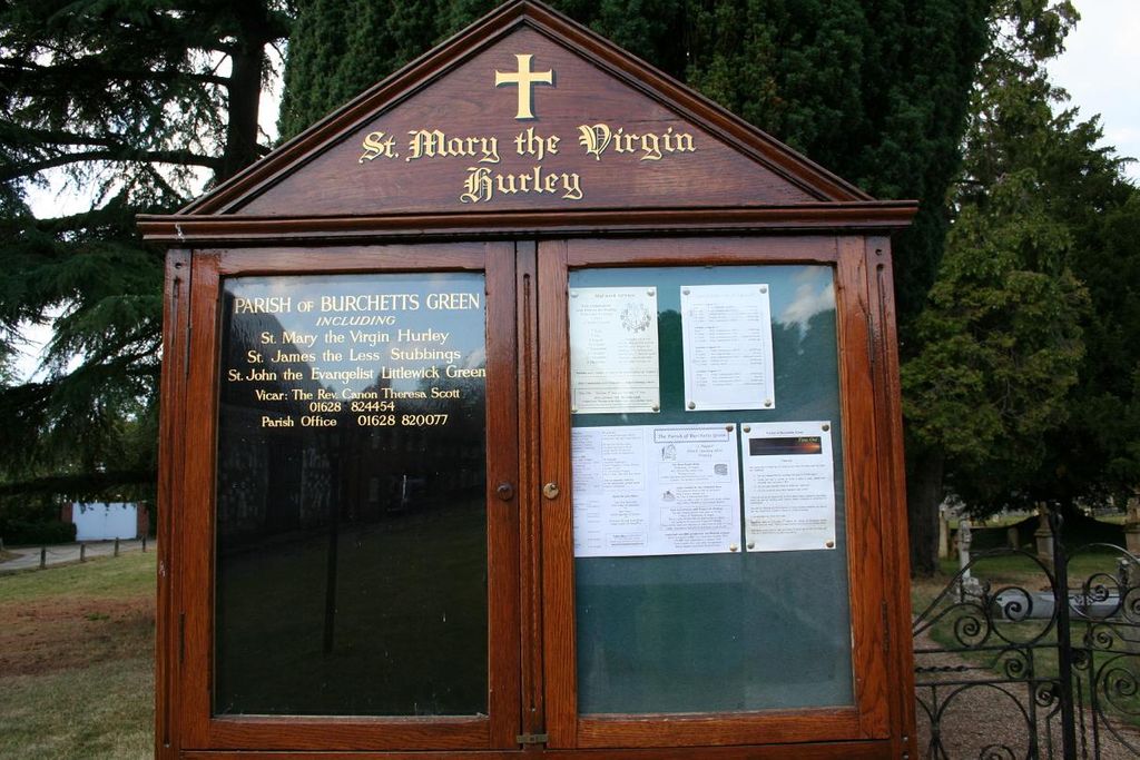 St Mary the Virgin Churchyard
