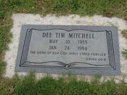 Dee Tim Mitchell 