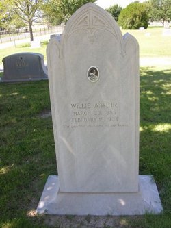 Willie Almna Weir 