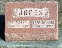 Maud Pearl <I>Crecelius</I> Jones 
