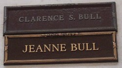 Jeanne Bull 