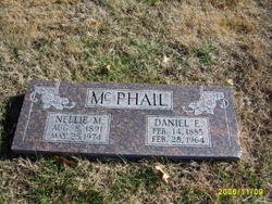 Nellie M McPhail 