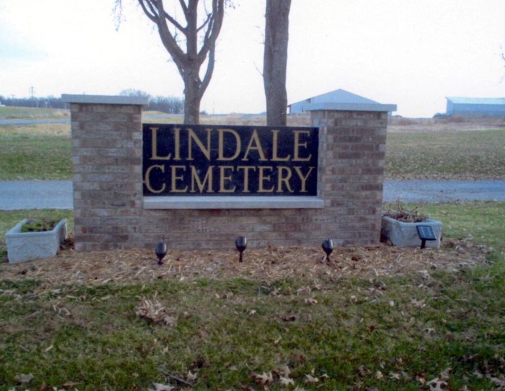 Lindale Memorial Gardens