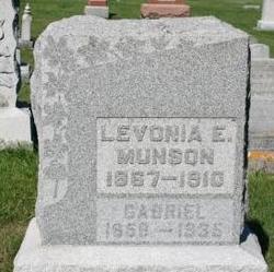 Levonia Elizabeth <I>Brown</I> Munson 