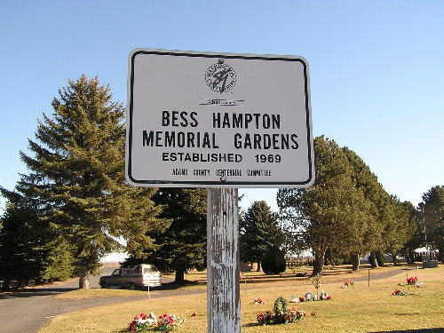 Bess Hampton Memorial Gardens