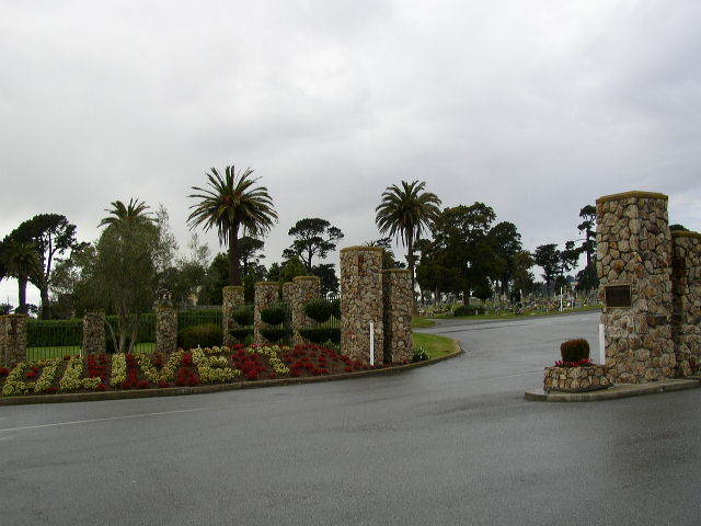 Olivet Gardens of Cypress Lawn Memorial Park