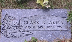 Clark Dennis Akins 