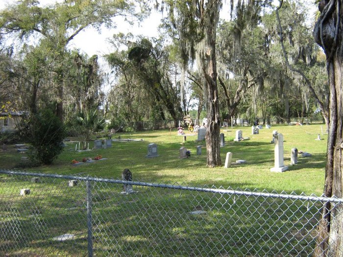 Thonotosassa Cemetery