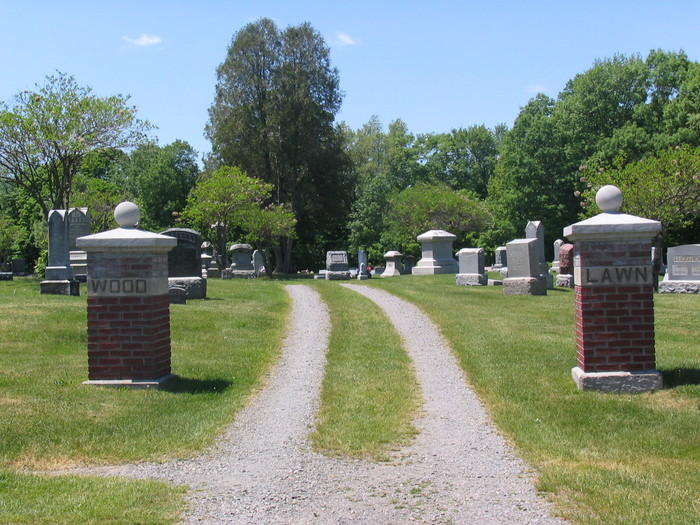 Woodlawn Cemetery