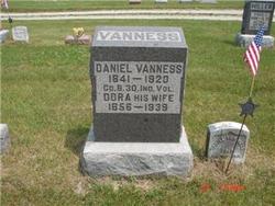 Daniel Vanness 