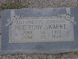 Antoinette Tony <I>Skarke</I> Johnson 