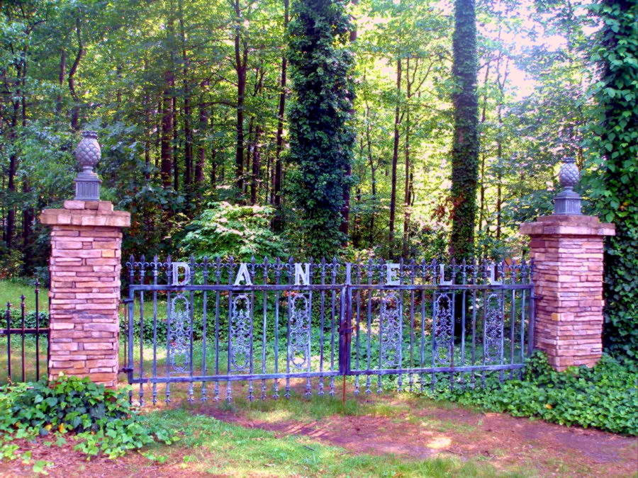 Daniell Cemetery