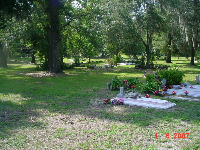 Reddick Community Cemetery
