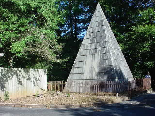 A R S Hunter Pyramid