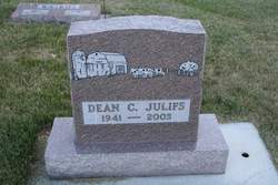 Dean Clarence Julifs 