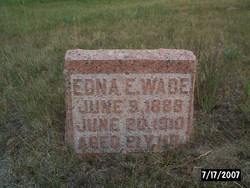 Edna E Wade 