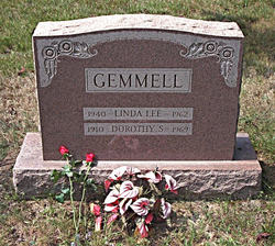 Linda Lee Gemmell 