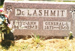 General Lee Delashmit 