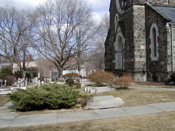 Saint Luke's Episcopal Churchyard