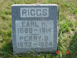 Earl H Riggs 