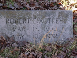 Robert E Autrey 