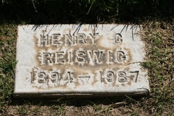 Heinrich 'Henry' Cecil Reiswig 