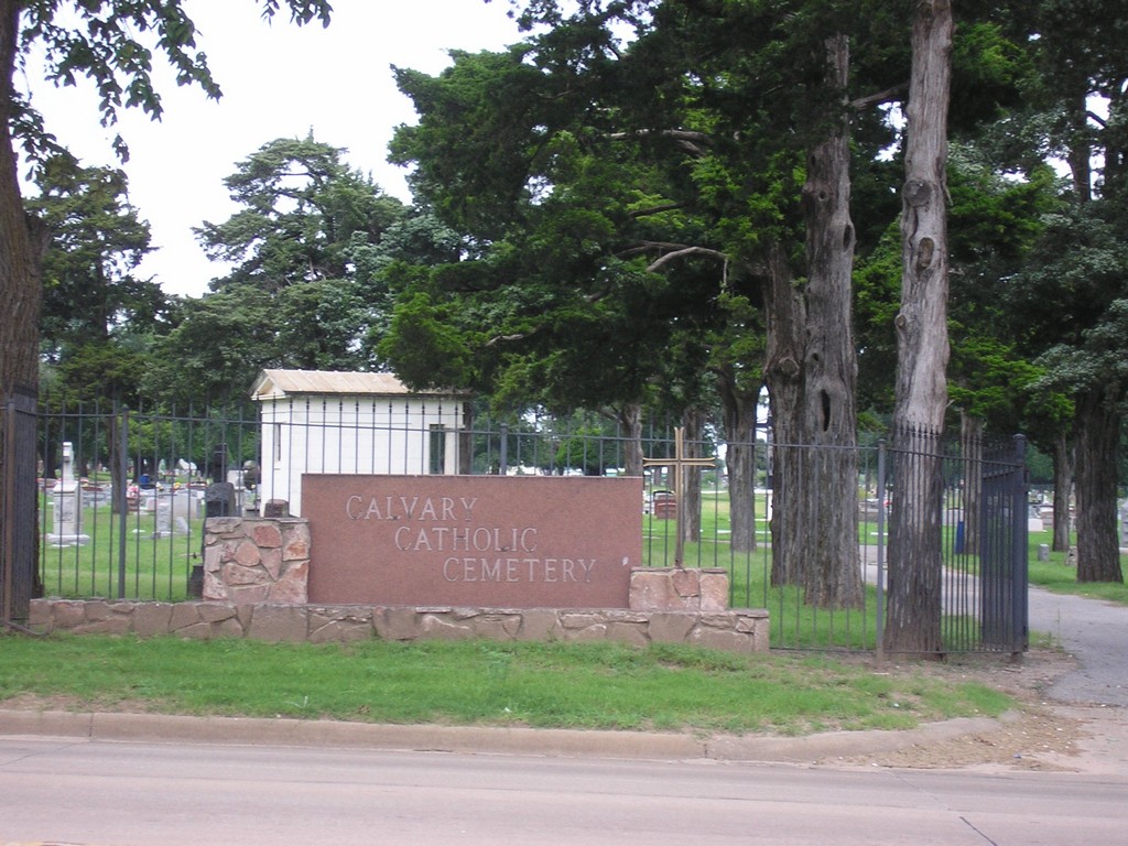 Calvary Catholic Cemetery