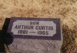 Arthur Curtis 
