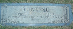 Lee Roundtree Bunting 