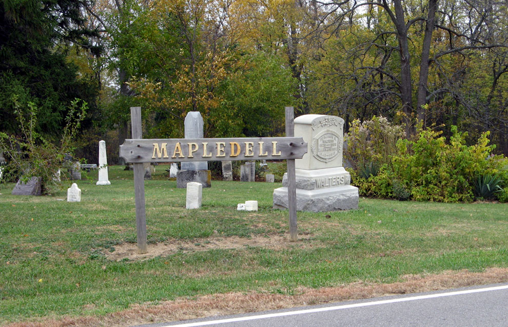 Maple Dell Cemetery