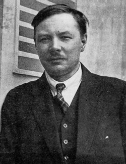 Mikhail Larionov 