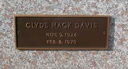 Clyde Mack Davis 