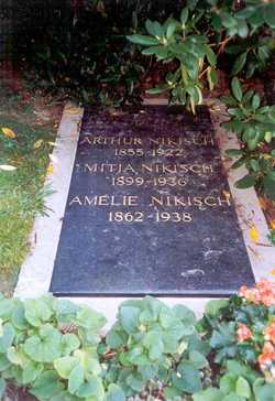 Amelie <I>Heussner</I> Nikisch 