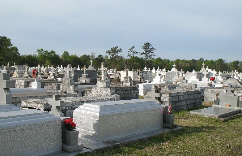 Colonial Cemetery and Mausoleum